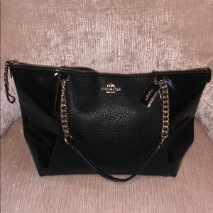 Black leather Coach shoulder bag